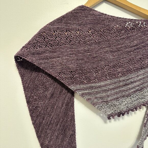 Hand Knit Wool Shawl Triangle Shawlette Purple Gray Hand Dyed Handmade Lace - Picture 8 of 8